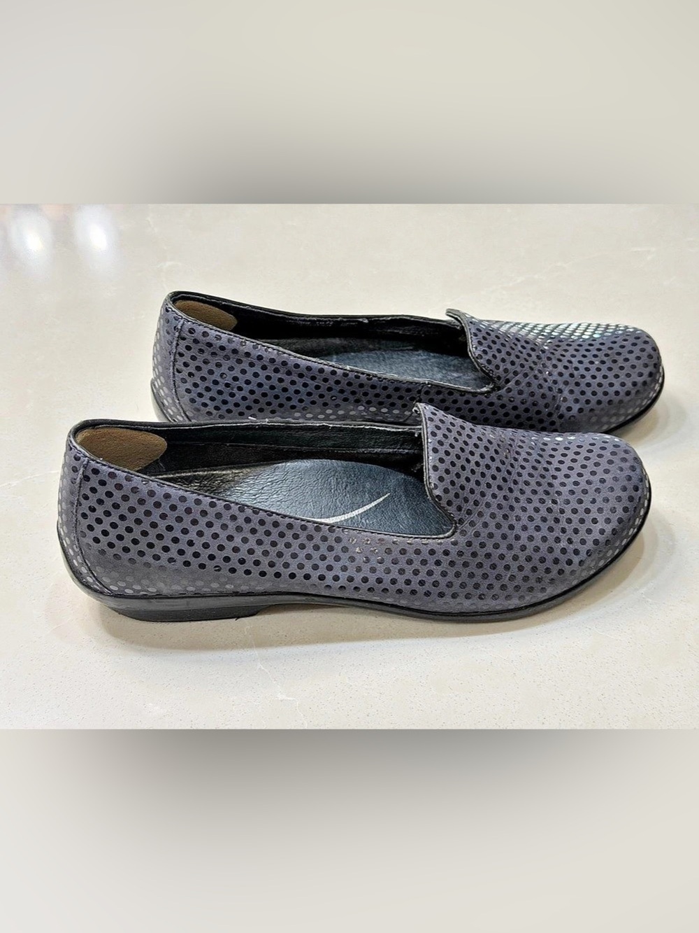 Dansko Olivia Navy Blue Leather Polka Dot Confetti Slip On Loafers 40